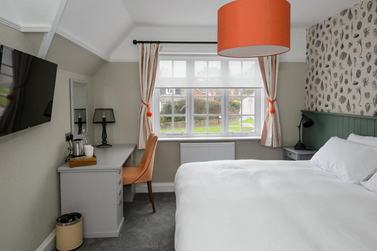 Balfour Arms Hotel Сидмут Екстериор снимка