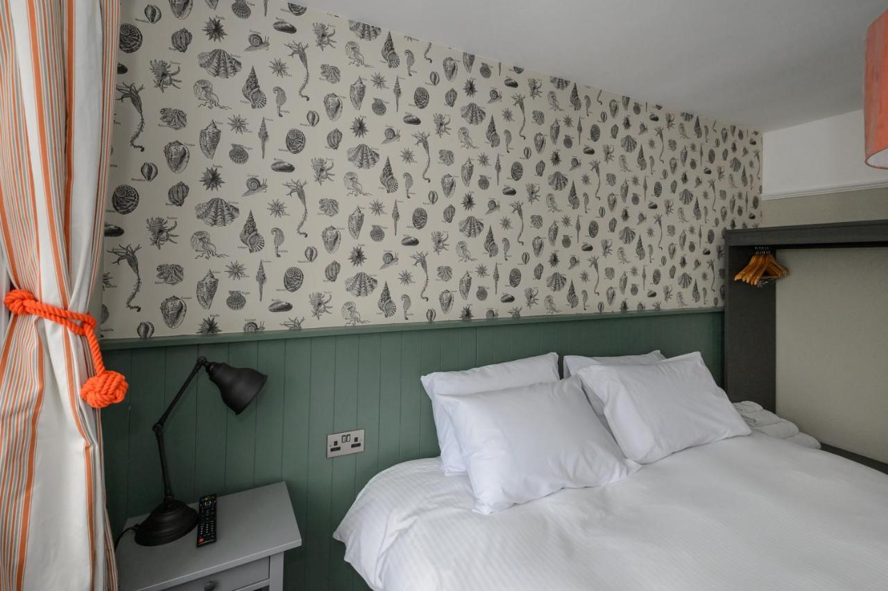 Balfour Arms Hotel Сидмут Екстериор снимка
