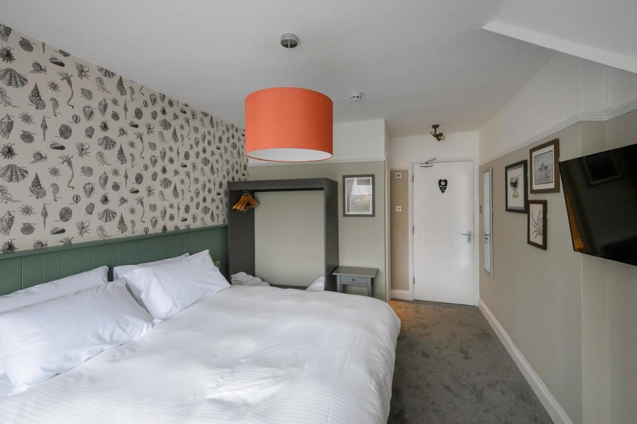 Balfour Arms Hotel Сидмут Екстериор снимка
