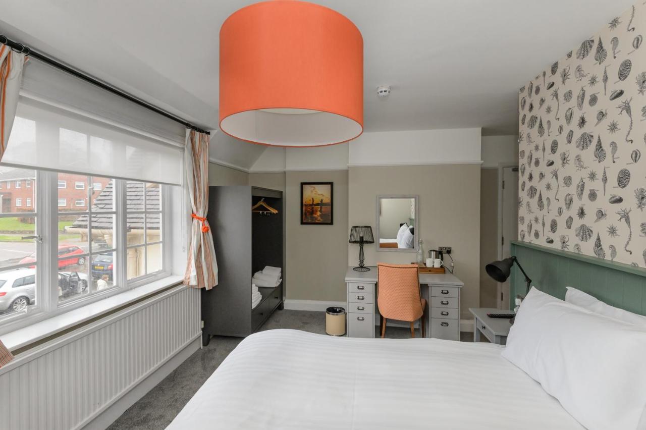 Balfour Arms Hotel Сидмут Екстериор снимка