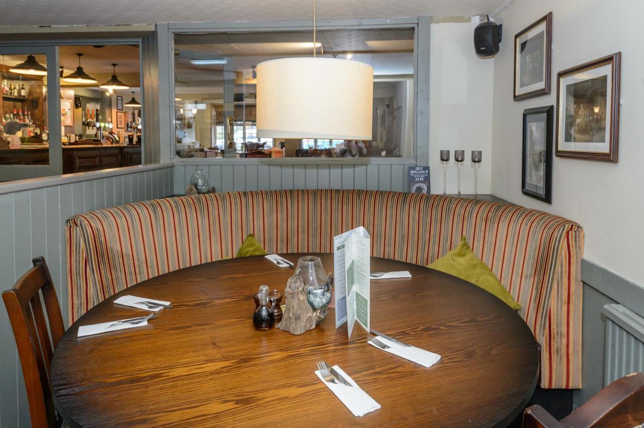 Balfour Arms Hotel Сидмут Екстериор снимка