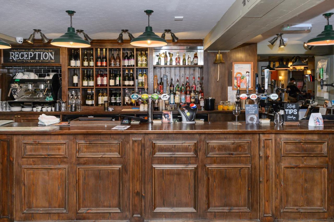 Balfour Arms Hotel Сидмут Екстериор снимка