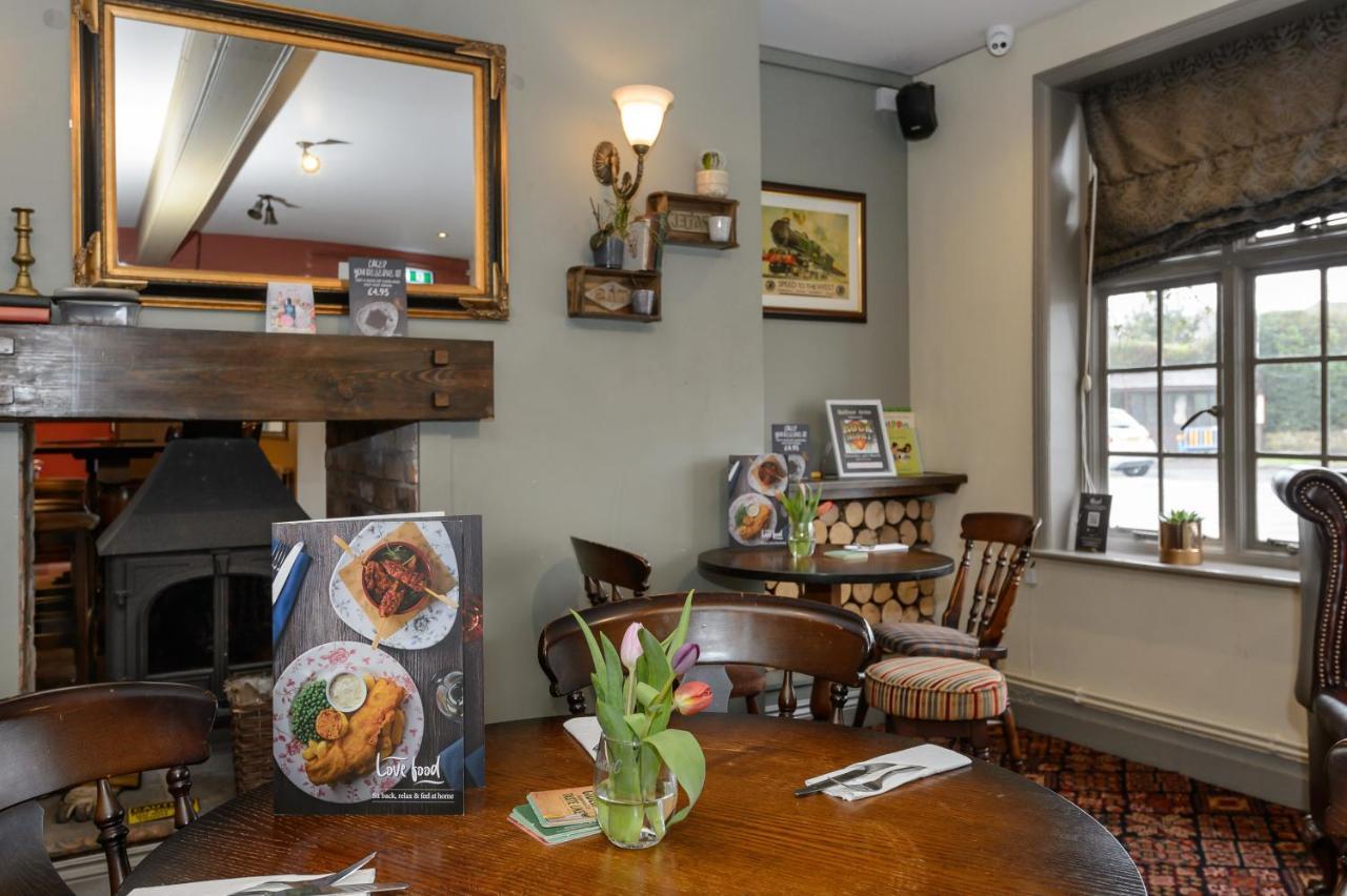 Balfour Arms Hotel Сидмут Екстериор снимка