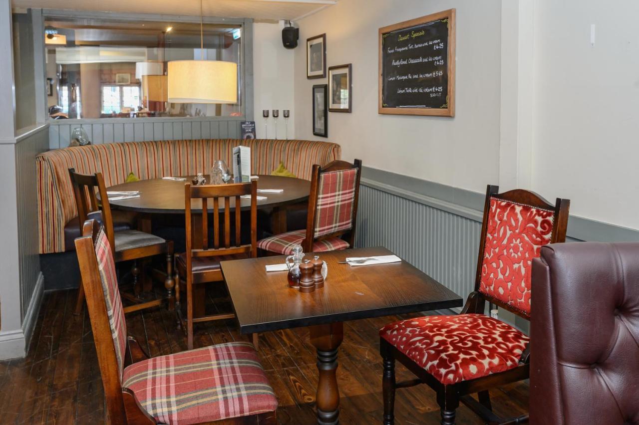 Balfour Arms Hotel Сидмут Екстериор снимка