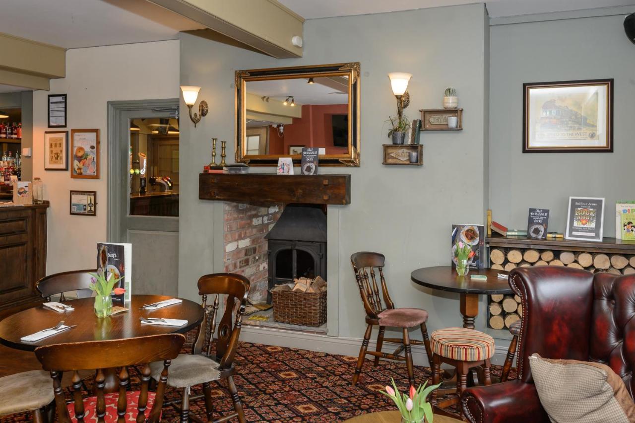 Balfour Arms Hotel Сидмут Екстериор снимка
